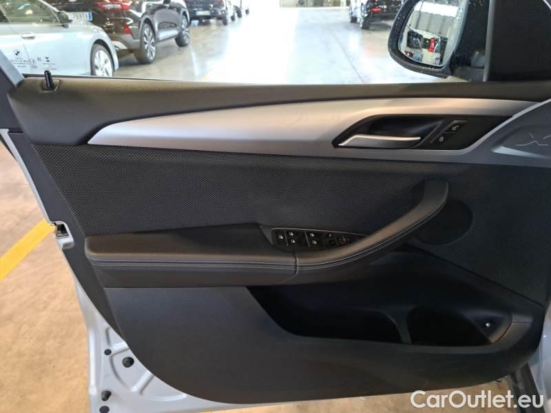 Bmw  X3 BMW  / 2017 / 5P / SUV XDRIVE 30E BUSINESS ADVANTAGE #97