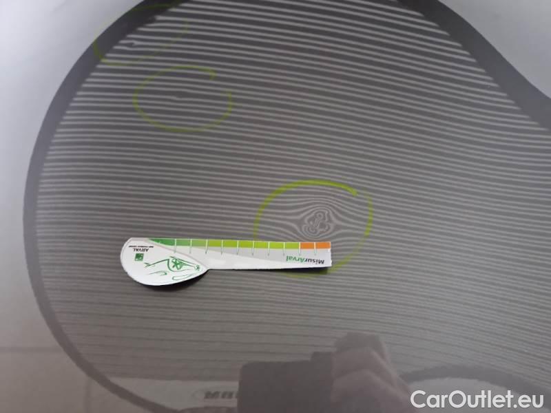 Renault  Captur RENAULT  / 2019 / 5P / SUV 1.6 PHEV E-TECH 117KW INTENS #32