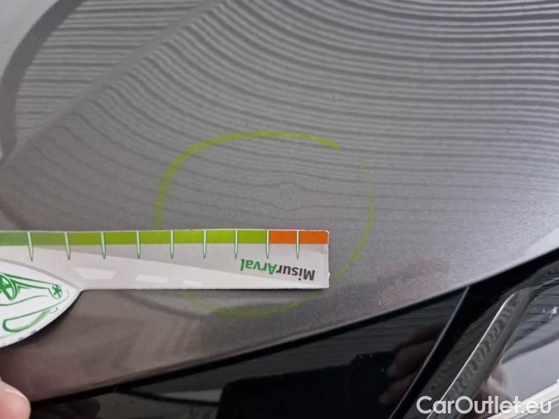 Renault  Captur RENAULT  / 2019 / 5P / SUV 1.6 PHEV E-TECH 117KW INTENS #34