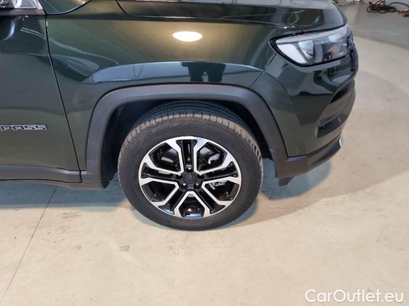Jeep  Compass JEEP  / 2021 / 5P / SUV 1.3 T4 PHEV 190CV LIMITED 4XE AUTO #31
