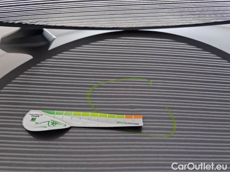 Renault  Captur RENAULT  / 2019 / 5P / SUV 1.6 PHEV E-TECH 117KW INTENS #26