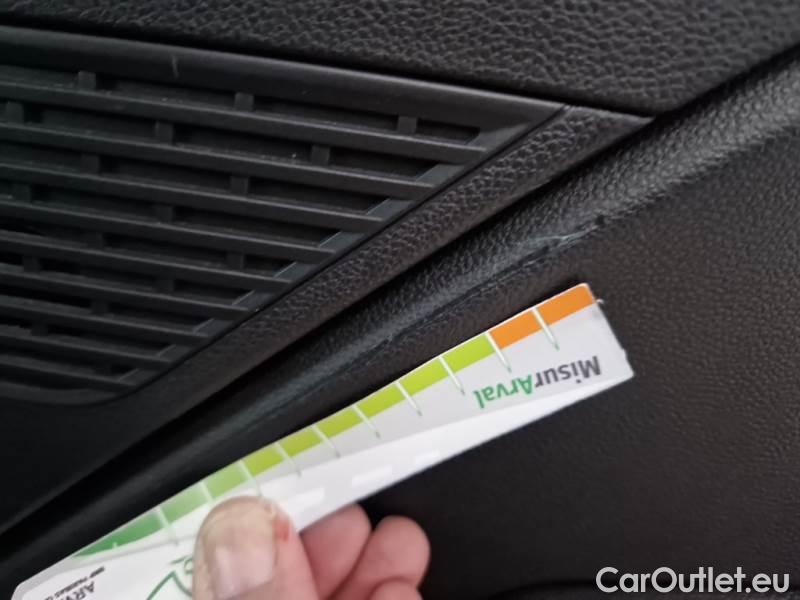 Renault  Captur RENAULT  / 2019 / 5P / SUV 1.6 PHEV E-TECH 117KW INTENS #102