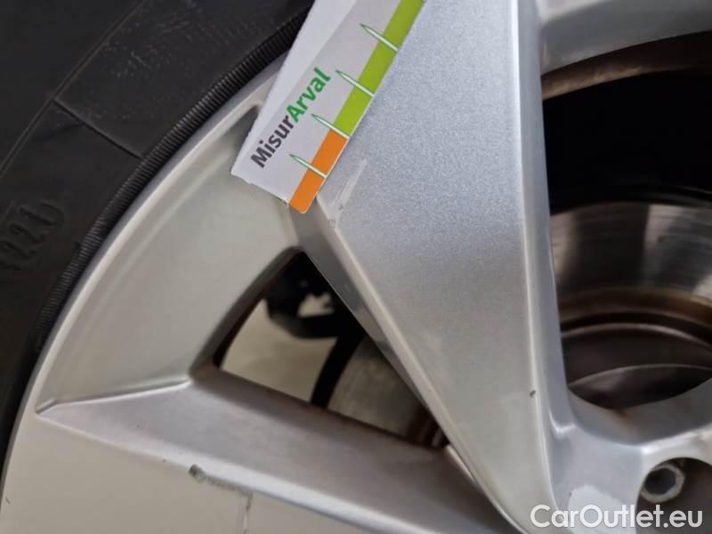 Renault  Captur RENAULT  / 2019 / 5P / SUV 1.6 PHEV E-TECH 117KW INTENS #89