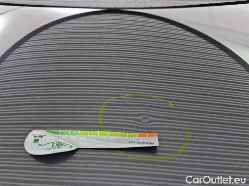 Renault  Captur RENAULT  / 2019 / 5P / SUV 1.6 PHEV E-TECH 117KW INTENS #23