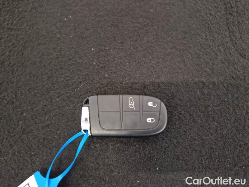 Jeep  Compass JEEP  / 2021 / 5P / SUV 1.3 T4 PHEV 190CV LIMITED 4XE AUTO #64