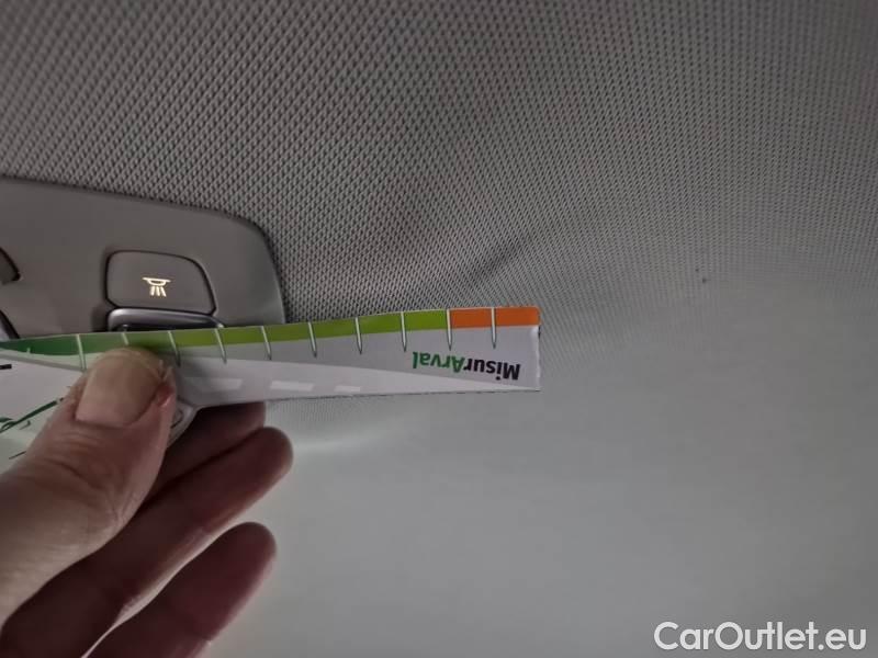 Renault  Captur RENAULT  / 2019 / 5P / SUV 1.6 PHEV E-TECH 117KW INTENS #96