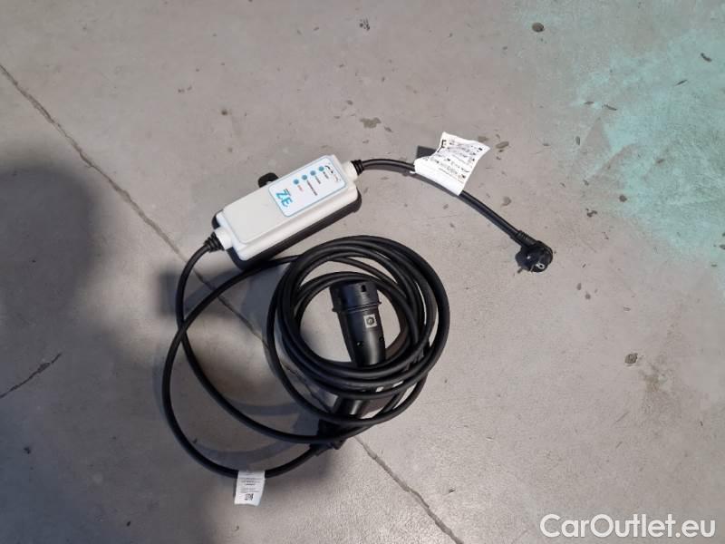 Renault  Captur RENAULT  / 2019 / 5P / SUV 1.6 PHEV E-TECH 117KW INTENS #106