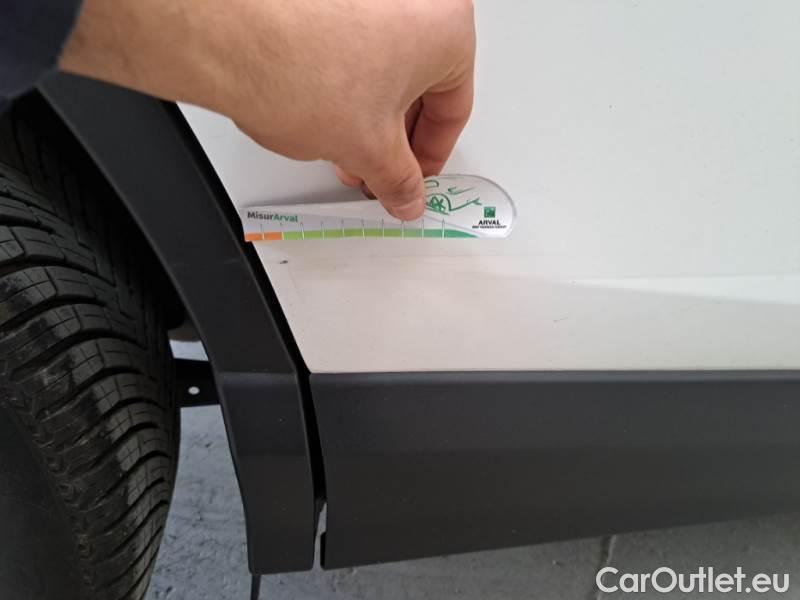 Toyota  RAV4 TOYOTA  / 2015 / 5P / CROSSOVER 2.5 HV 197CV E-CVT DYNAMIC+ 4WD #35