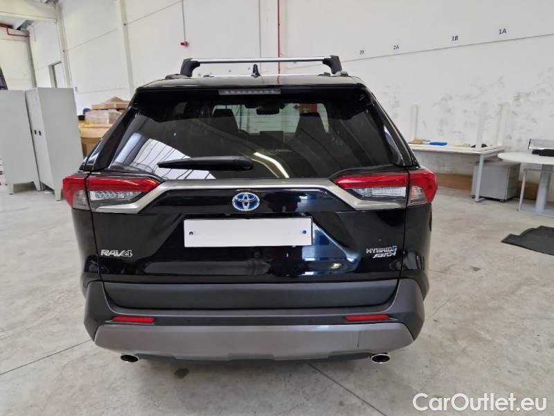 Toyota  RAV4 TOYOTA  / 2018 / 5P / CROSSOVER 2.5 HV 222V E-CVT LOUNGE 4WD #69