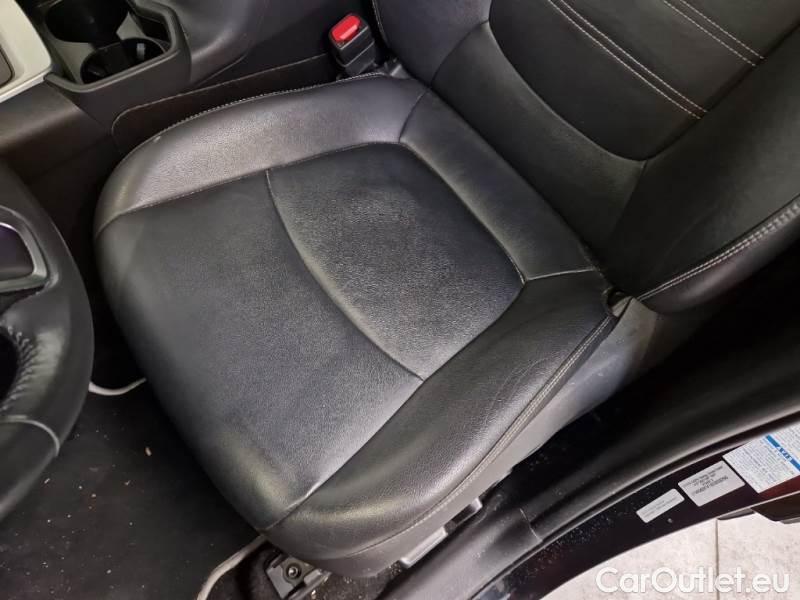 Toyota  RAV4 TOYOTA  / 2018 / 5P / CROSSOVER 2.5 HV 222V E-CVT LOUNGE 4WD #12