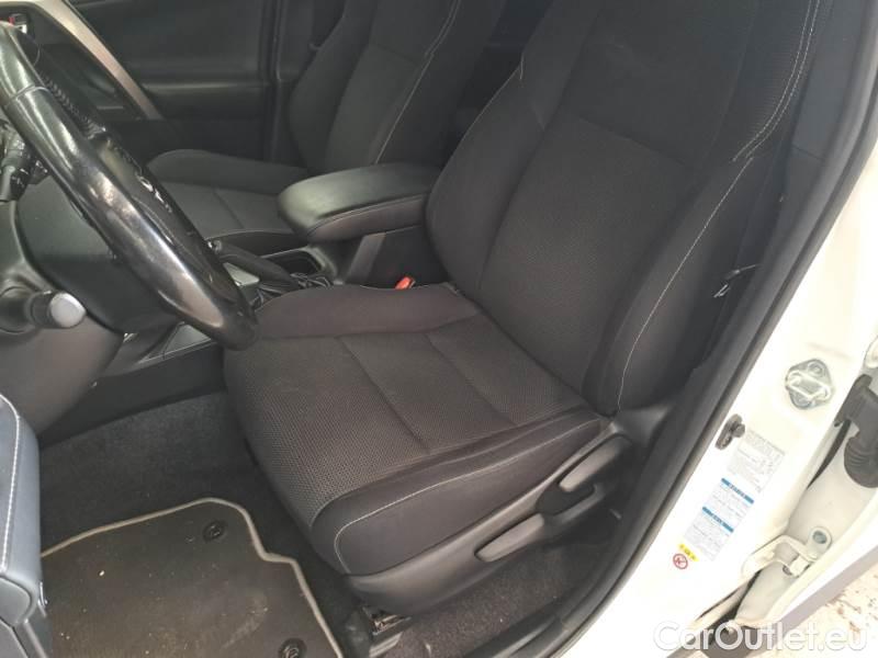 Toyota  RAV4 TOYOTA  / 2015 / 5P / CROSSOVER 2.5 HV 197CV E-CVT DYNAMIC+ 4WD #12