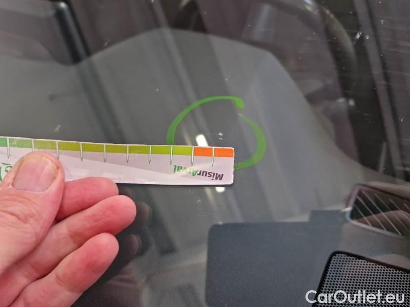 Toyota  RAV4 TOYOTA  / 2018 / 5P / CROSSOVER 2.5 HV 222V E-CVT LOUNGE 4WD #25