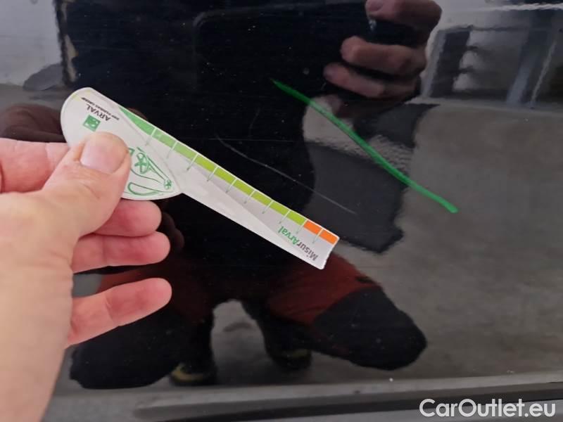 Toyota  RAV4 TOYOTA  / 2018 / 5P / CROSSOVER 2.5 HV 222V E-CVT LOUNGE 4WD #55