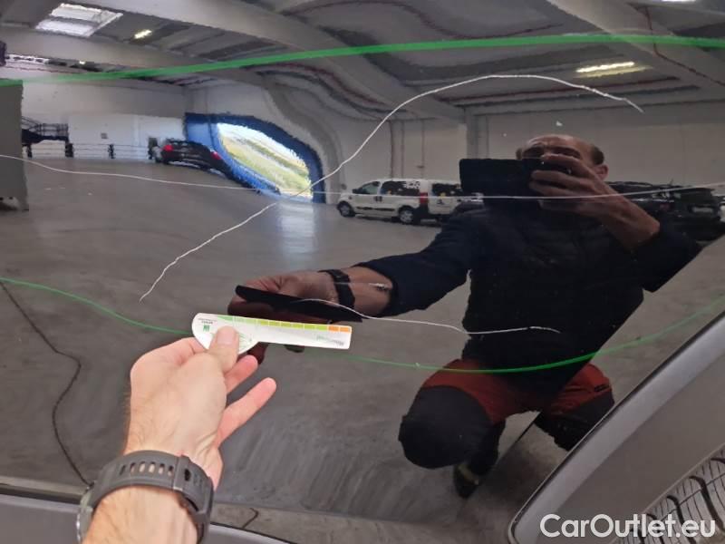 Toyota  RAV4 TOYOTA  / 2018 / 5P / CROSSOVER 2.5 HV 222V E-CVT LOUNGE 4WD #78