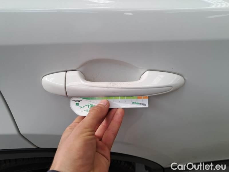 Toyota  RAV4 TOYOTA  / 2015 / 5P / CROSSOVER 2.5 HV 197CV E-CVT DYNAMIC+ 4WD #33