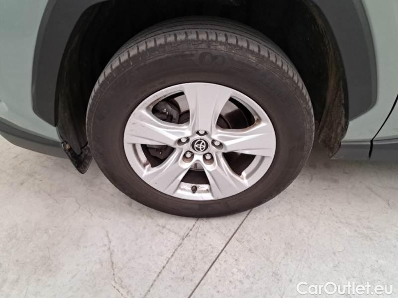 Toyota  RAV4 TOYOTA  / 2018 / 5P / CROSSOVER 2.5 HV 218CV E-CVT BUSINESS 2WD #17