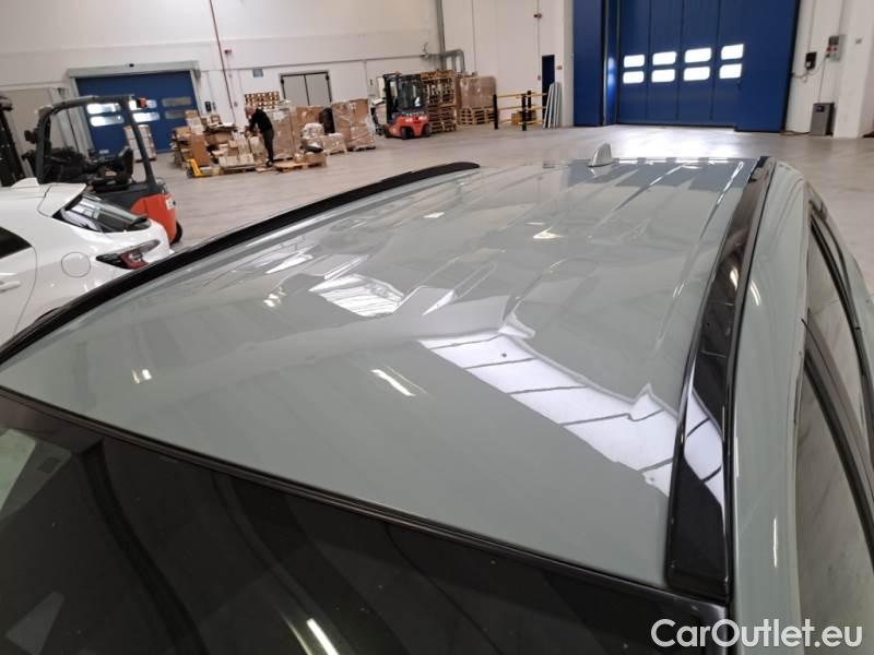 Toyota  RAV4 TOYOTA  / 2018 / 5P / CROSSOVER 2.5 HV 218CV E-CVT BUSINESS 2WD #9