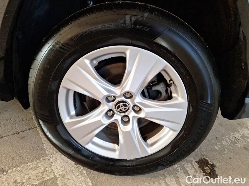 Toyota  RAV4 TOYOTA  / 2018 / 5P / CROSSOVER 2.5 HV 218CV E-CVT BUSINESS 2WD #19