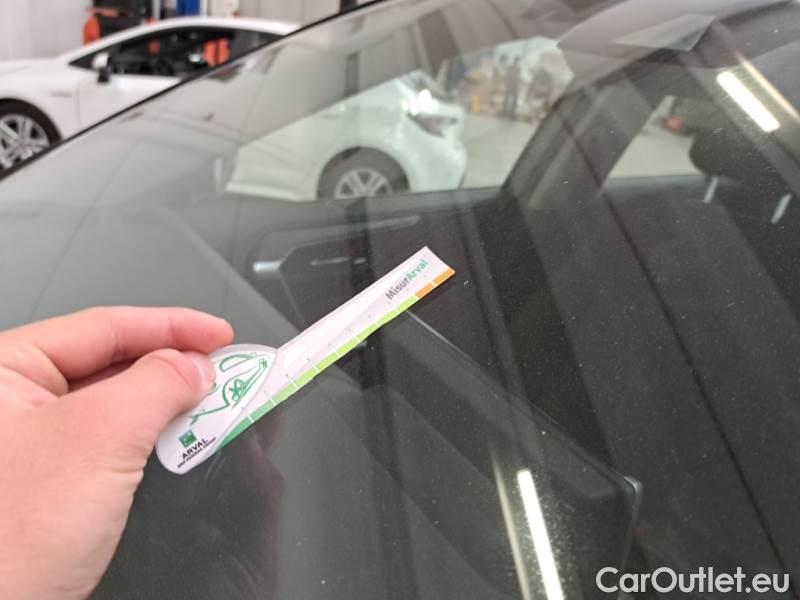 Toyota  RAV4 TOYOTA  / 2018 / 5P / CROSSOVER 2.5 HV 218CV E-CVT BUSINESS 2WD #33