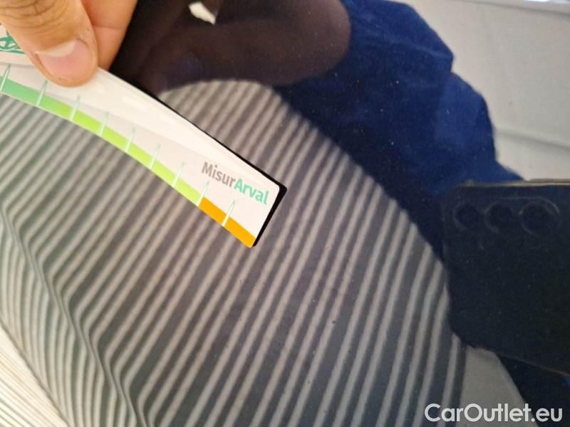 Toyota  RAV4 TOYOTA  / 2018 / 5P / CROSSOVER 2.5 HV 218CV E-CVT BUSINESS 2WD #64