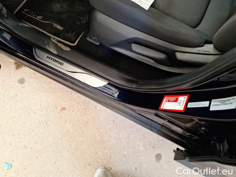 Toyota  RAV4 TOYOTA  / 2018 / 5P / CROSSOVER 2.5 HV 218CV E-CVT BUSINESS 2WD #77