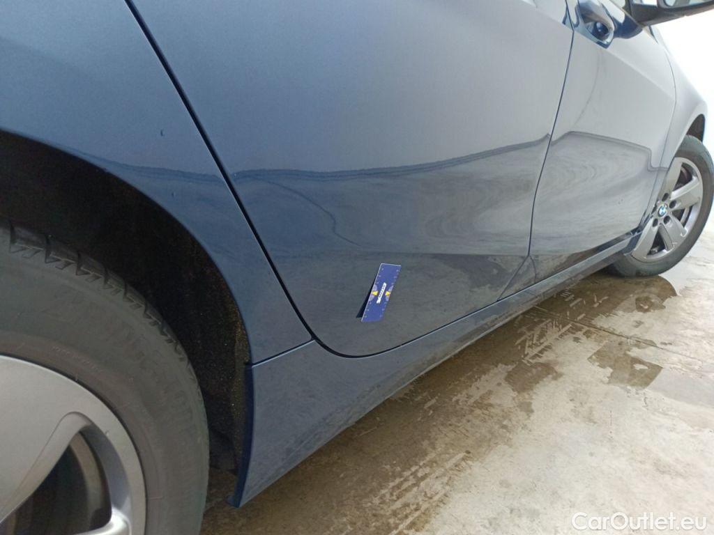 Bmw  Serie 1 BMW 1 Reeks Hatch 116dA (85 kW) 5d #24