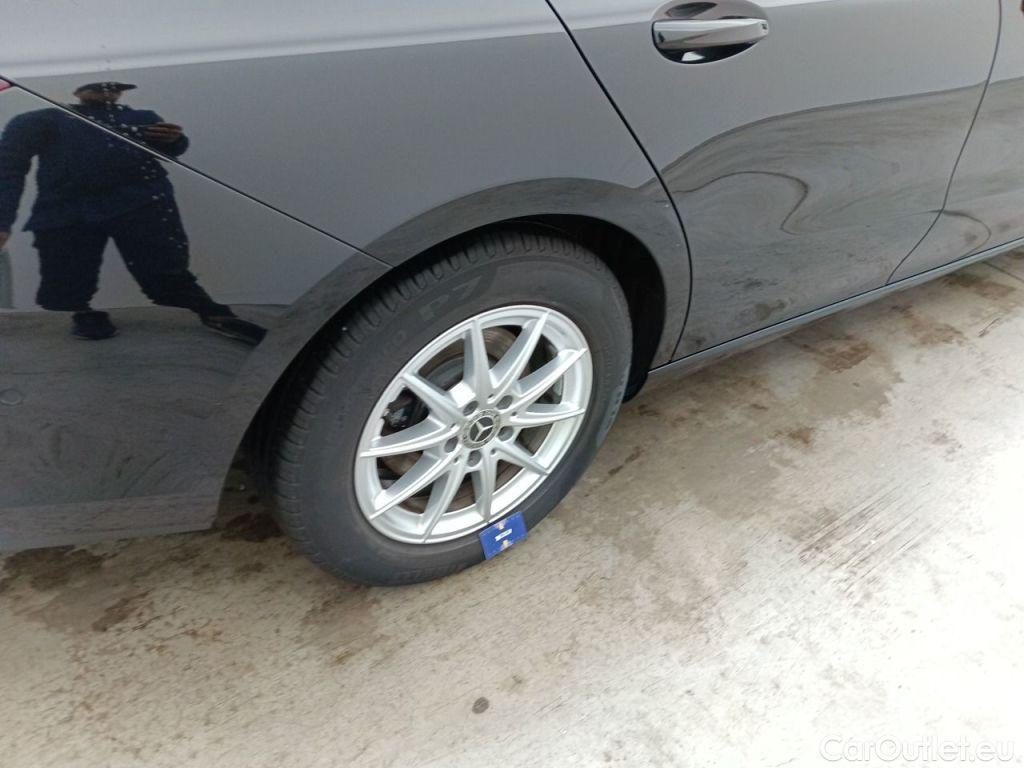 Mercedes  CLA-Klasse Mercedes-Benz CLA Shooting Brake CLA 200 d 5d #35