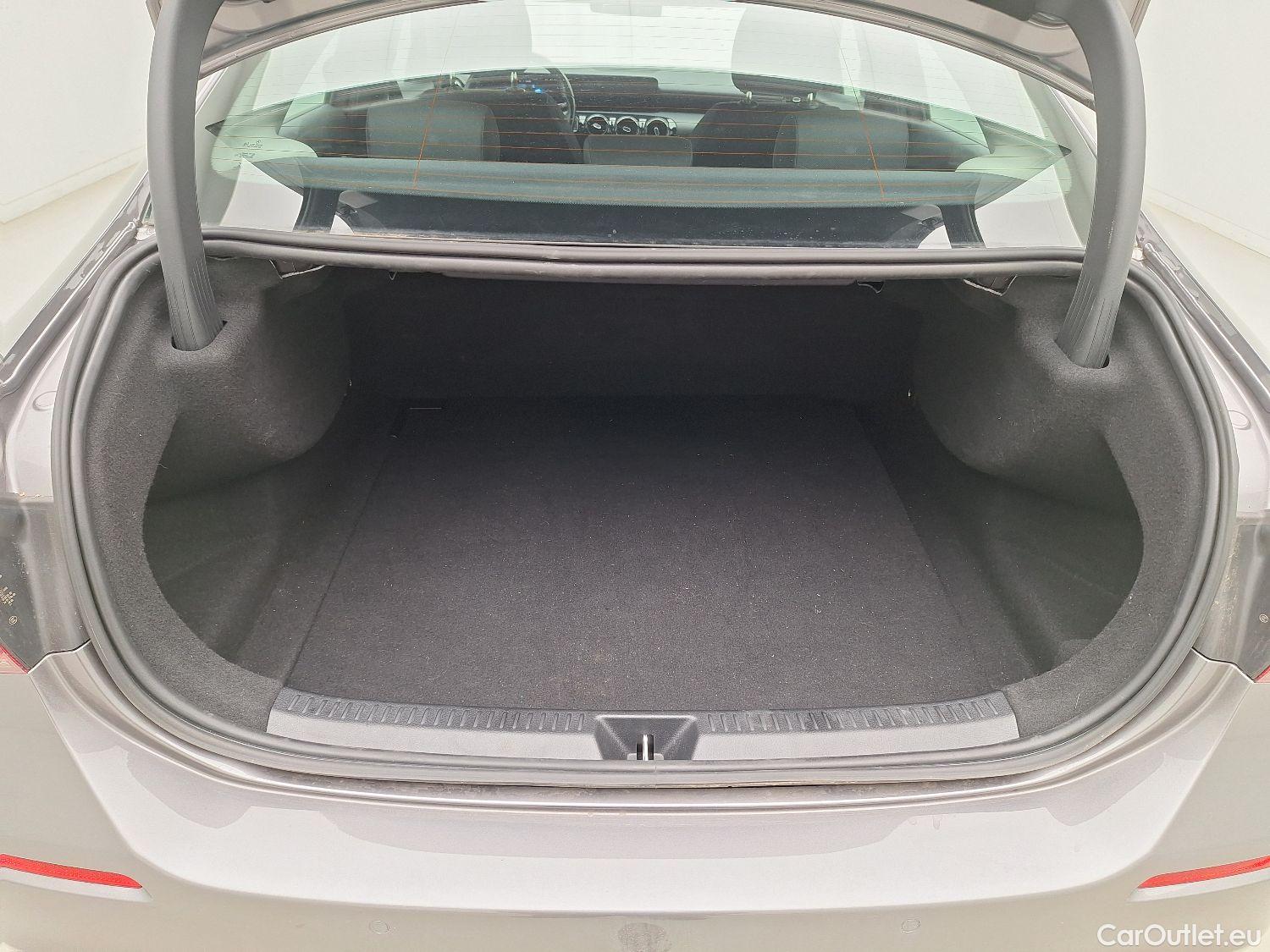 Mercedes  A-Klasse Mercedes, A-Class Berline '18, Mercedes-Benz  Limousine A 180d DCT Busine #7