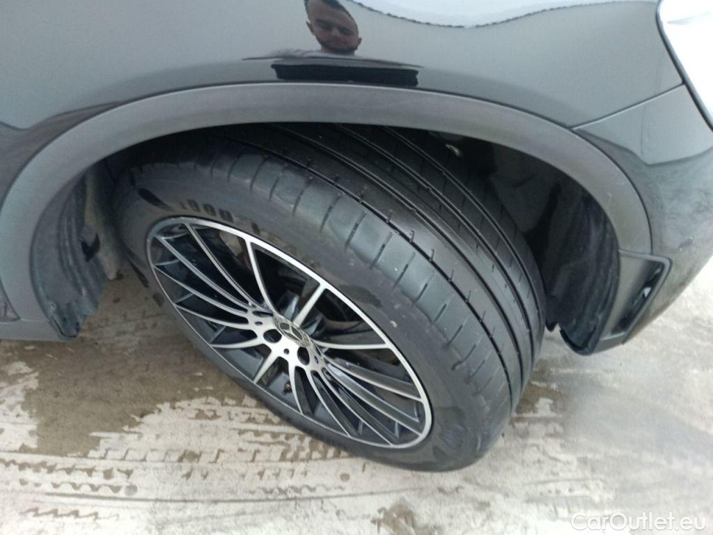 Mercedes  G-Klasee Mercedes-Benz GLC GLC 300 de Business Solution 4MATIC 5d #16