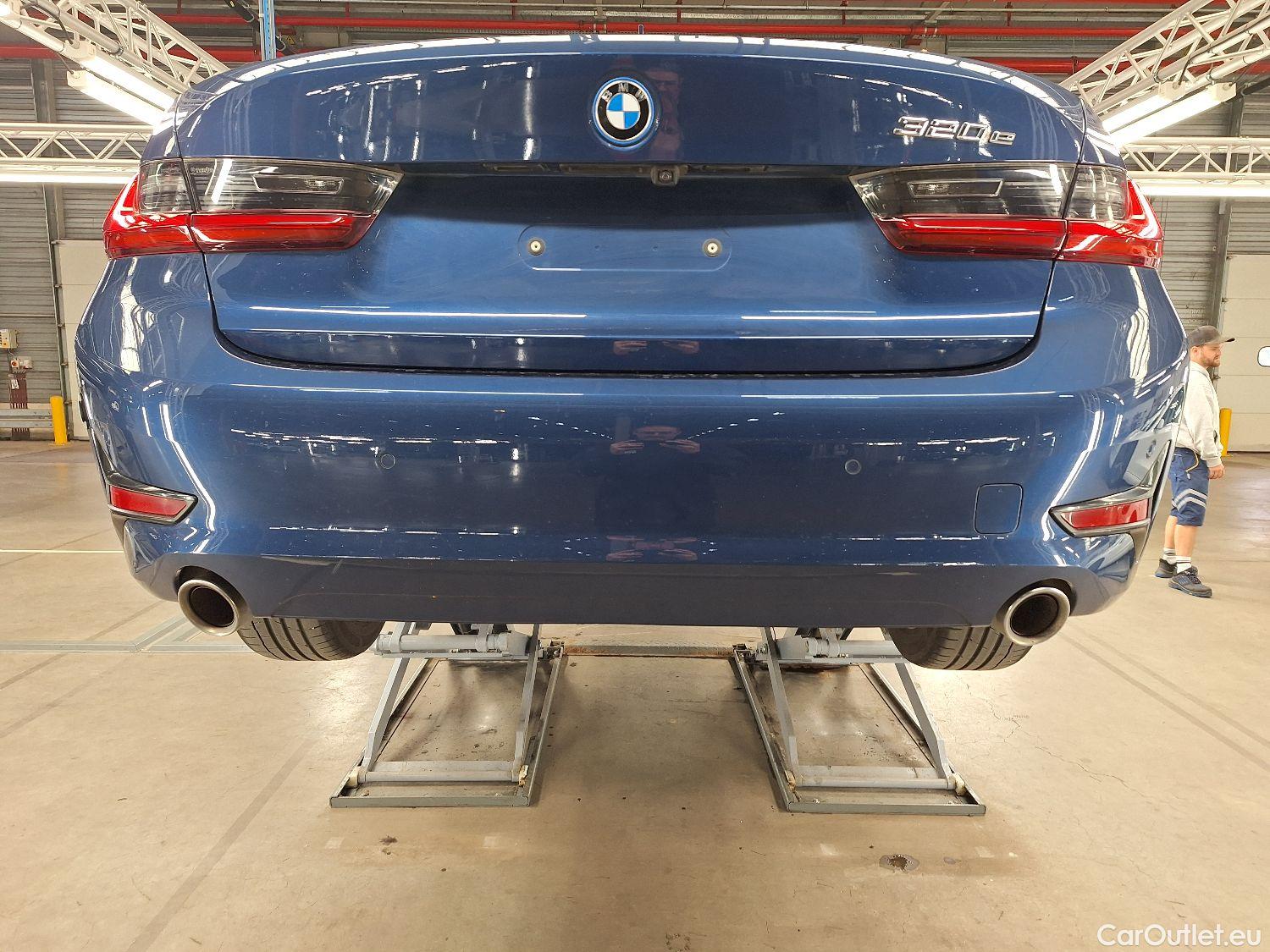 Bmw  Serie 3 BMW, 3-serie '18 PHEV, BMW 3 Reeks Berline 320e (150 kW) 4d #14