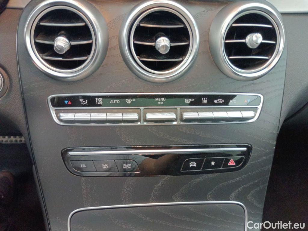 Mercedes  G-Klasee Mercedes-Benz GLC GLC 300 de Business Solution 4MATIC 5d #30