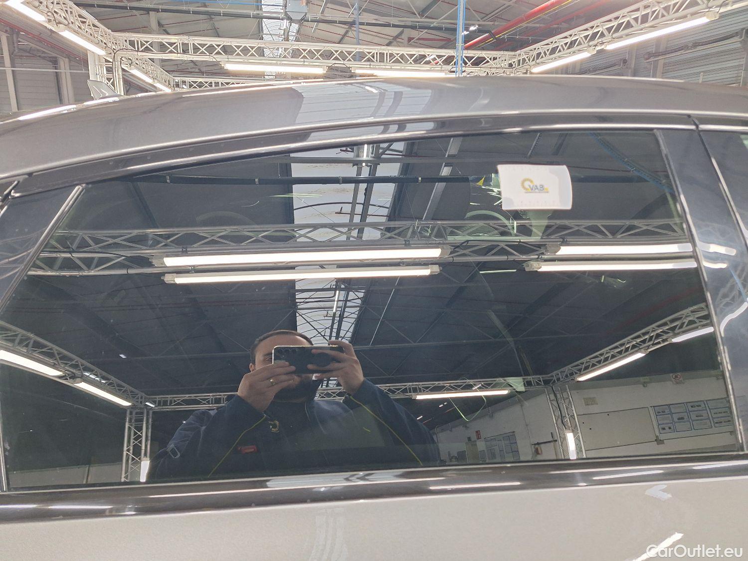 Audi  E-TRON Audi,  SB '19 BEV, Audi  Sportback 55 Quattro S-Line 5d #25