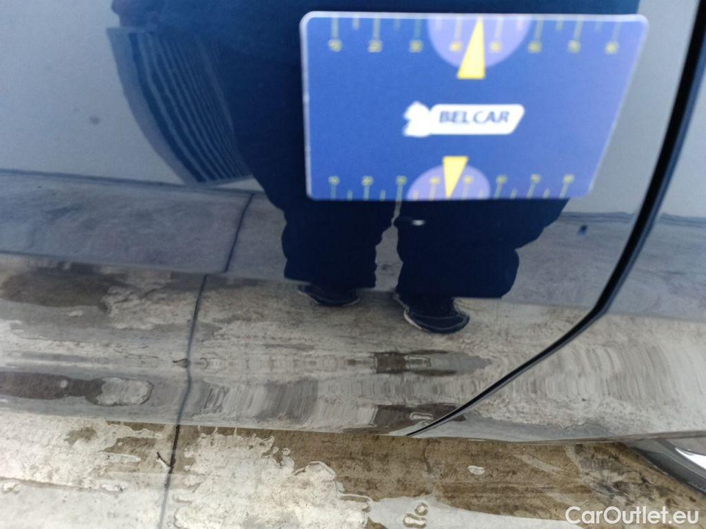 Bmw  Serie 1 BMW 1 Reeks Hatch 116dA (85 kW) 5d #23