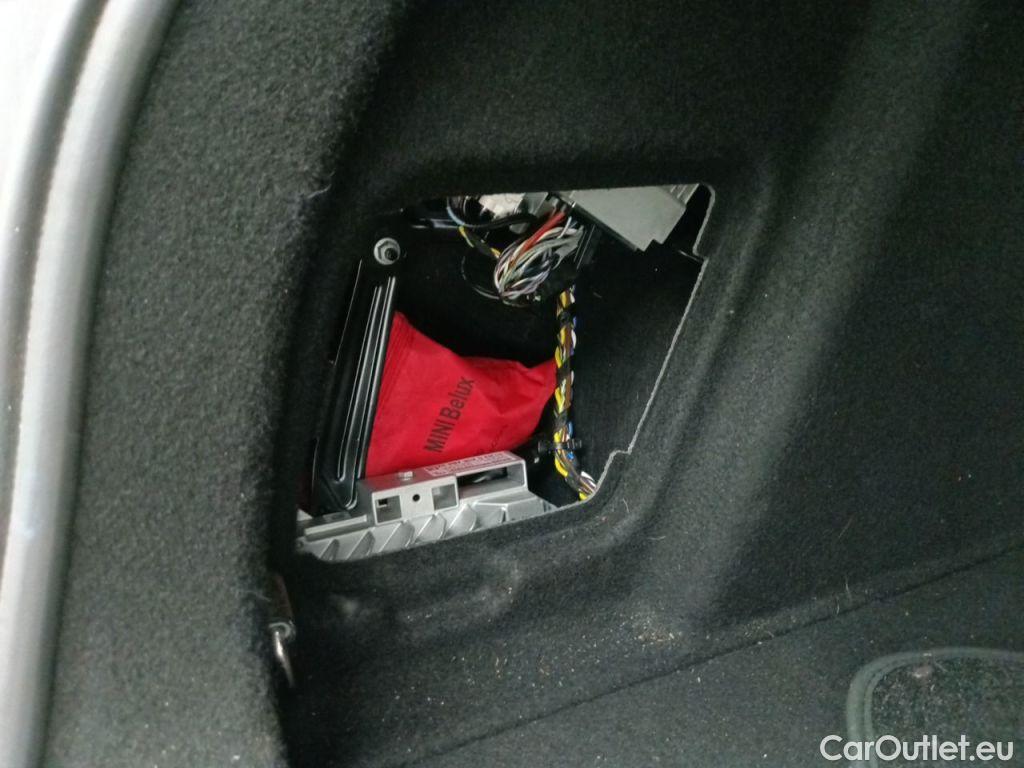 Bmw  Serie 1 BMW 1 Reeks Hatch 116dA (85 kW) 5d #15