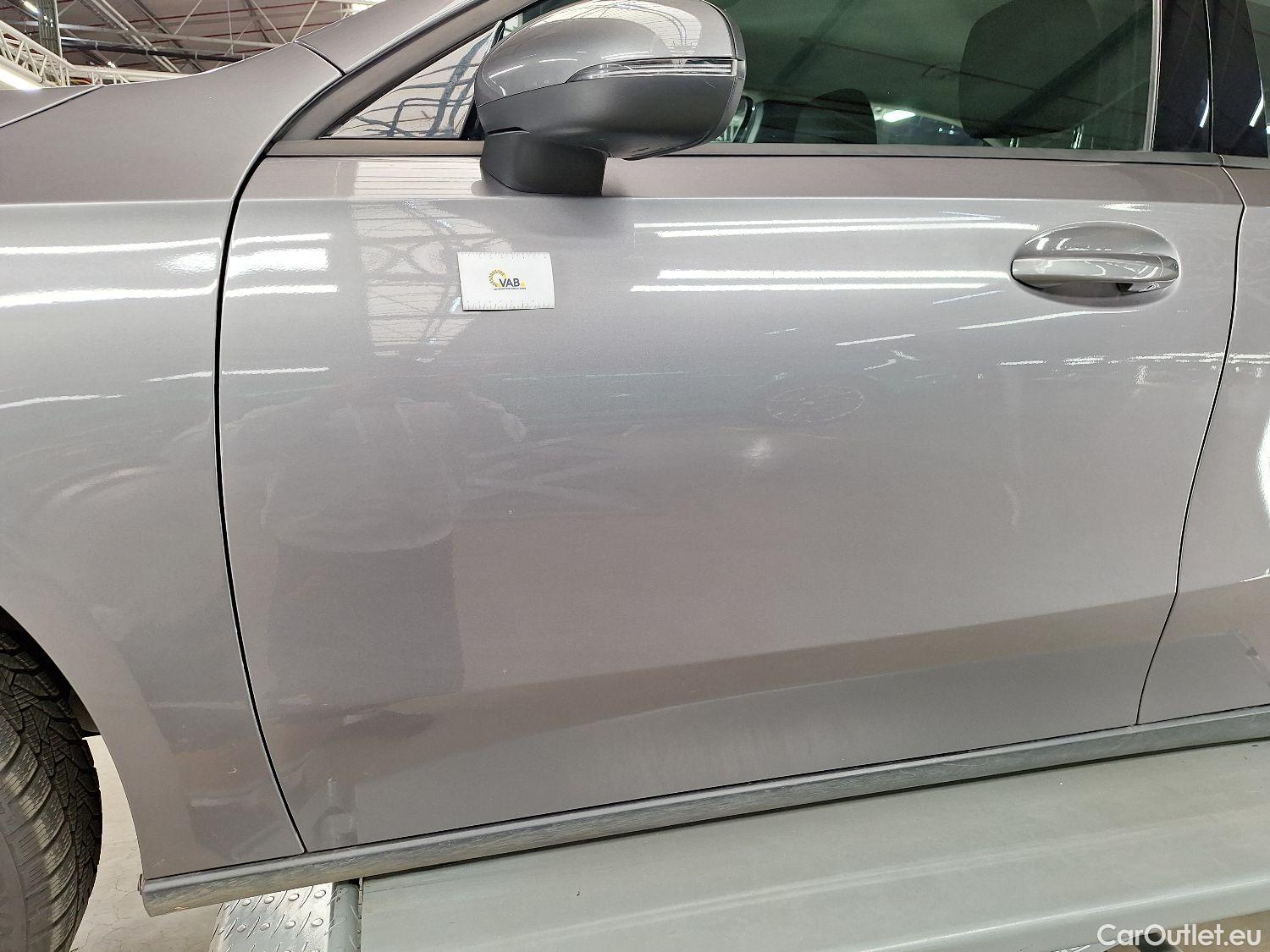 Mercedes  A-Klasse Mercedes, A-Class Berline '18, Mercedes-Benz  Limousine A 180d DCT Busine #18