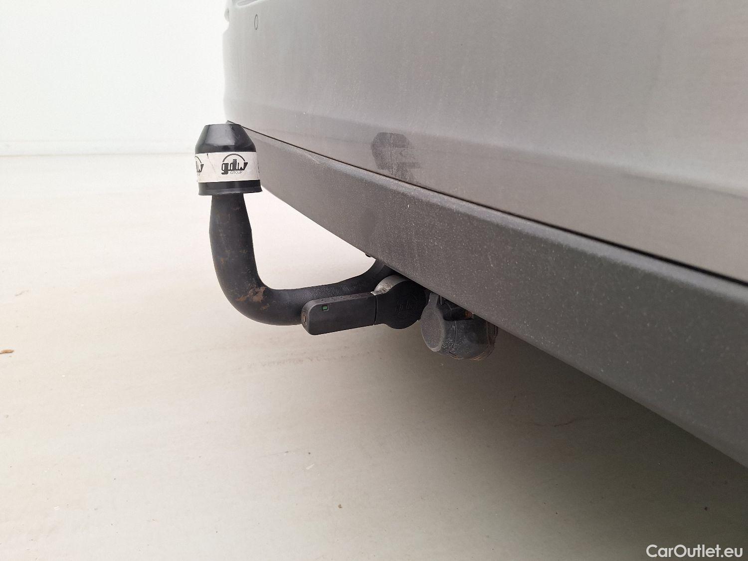 Mercedes  A-Klasse Mercedes, A-Class Berline '18, Mercedes-Benz  Limousine A 180d DCT Busine #19