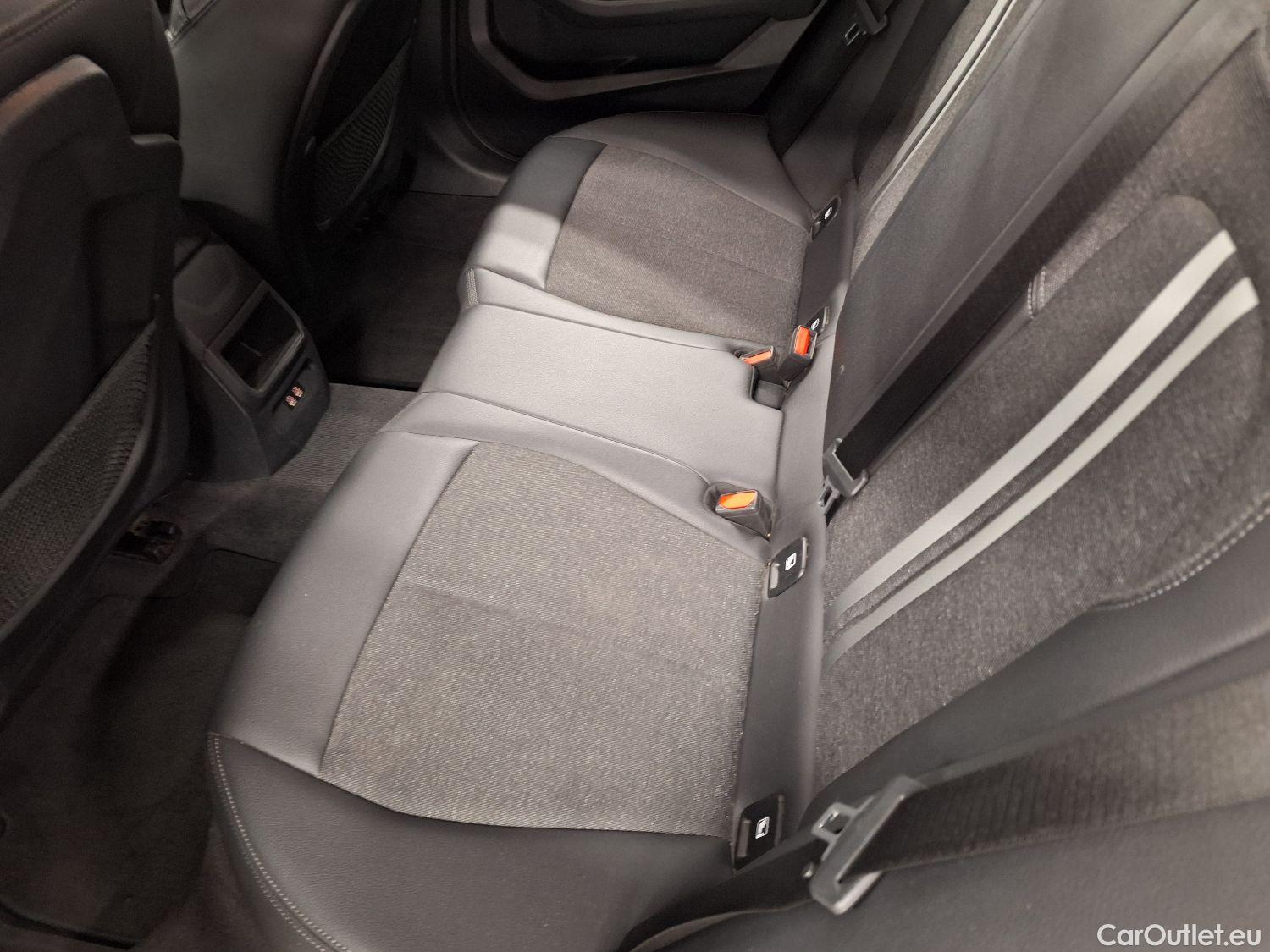 Bmw  Serie 1 BMW, 1-serie '19, BMW 1 Reeks Hatch 116dA (85 kW) 5d #41