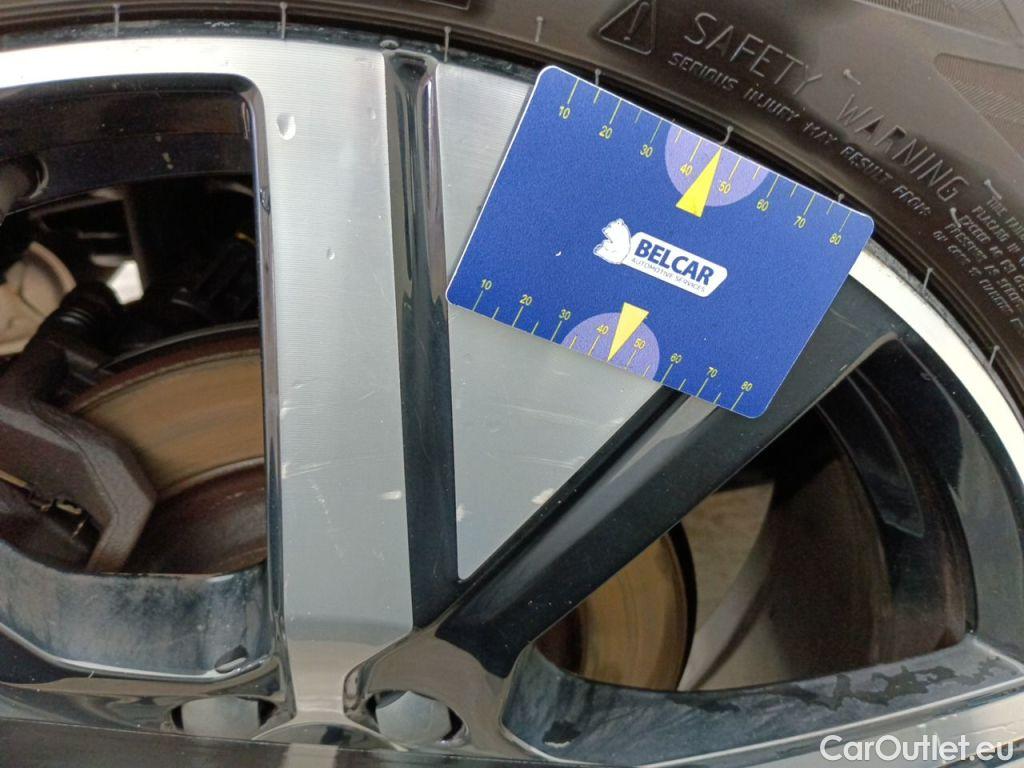 Volvo  XC 40 VOLVO XC40 1.5 T4 129 PHEV R-Design 5d #43