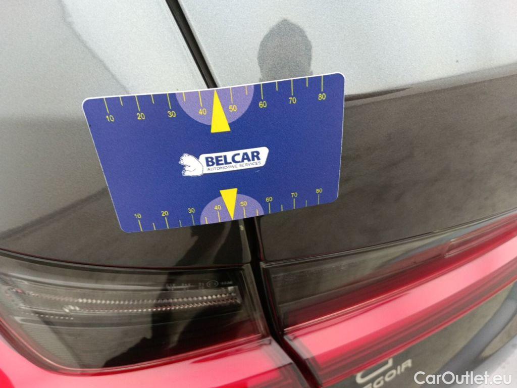 Bmw  Serie 3 BMW 3 Reeks Touring 318dA (100 kW) 5d #26