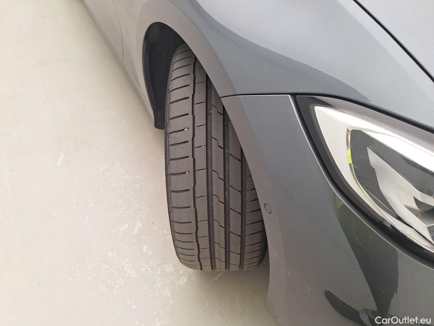 Bmw  Serie 3 BMW, 3-serie '18 PHEV, BMW 3 Reeks Berline 320e (150 kW) 4d #17