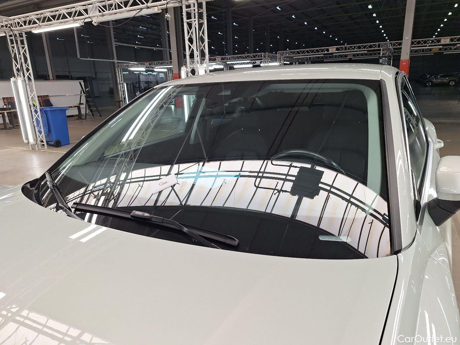  Audi  Q3 Audi,  SB '19 PHEV, Audi  Sportback 45 TFSI e S tronic 5d #3