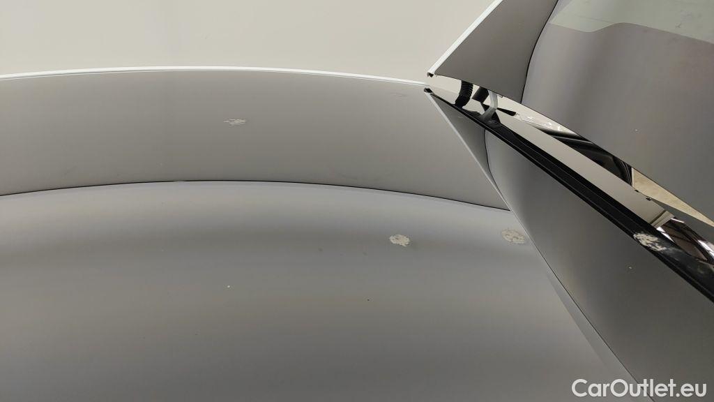 Tesla  Model Y TESLA  72.5 kWh Dual Motor Long Range (324 kW) 5d #31