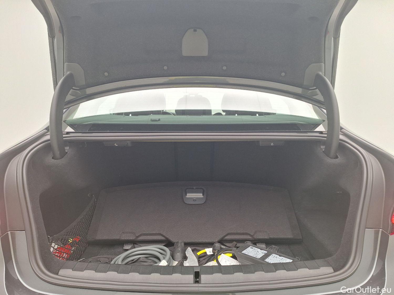 Bmw  Serie 3 BMW, 3-serie '18 PHEV, BMW 3 Reeks Berline 320e (150 kW) 4d #7