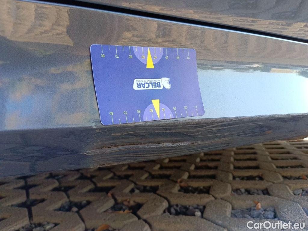 Bmw  Serie 3 BMW 3 Reeks Touring 318dA (100 kW) 5d #59