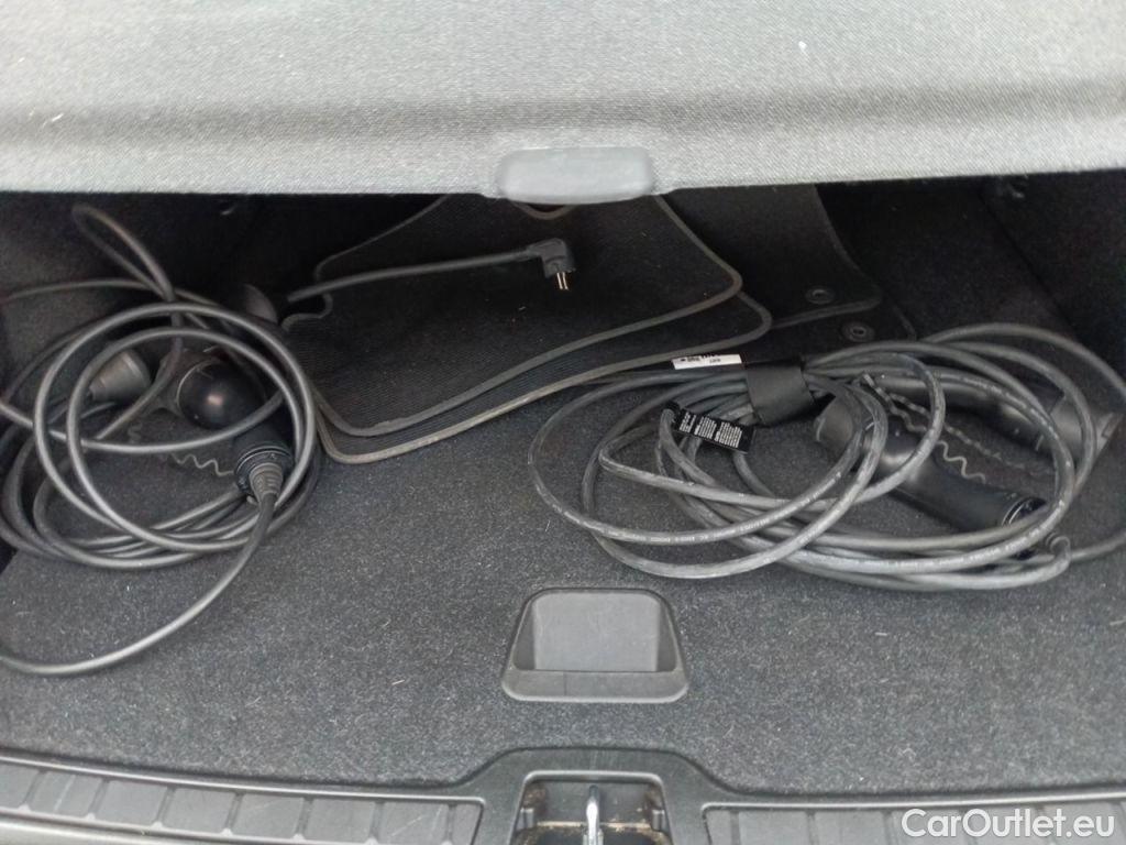 Volvo  XC 40 VOLVO XC40 1.5 T4 129 PHEV R-Design 5d #15