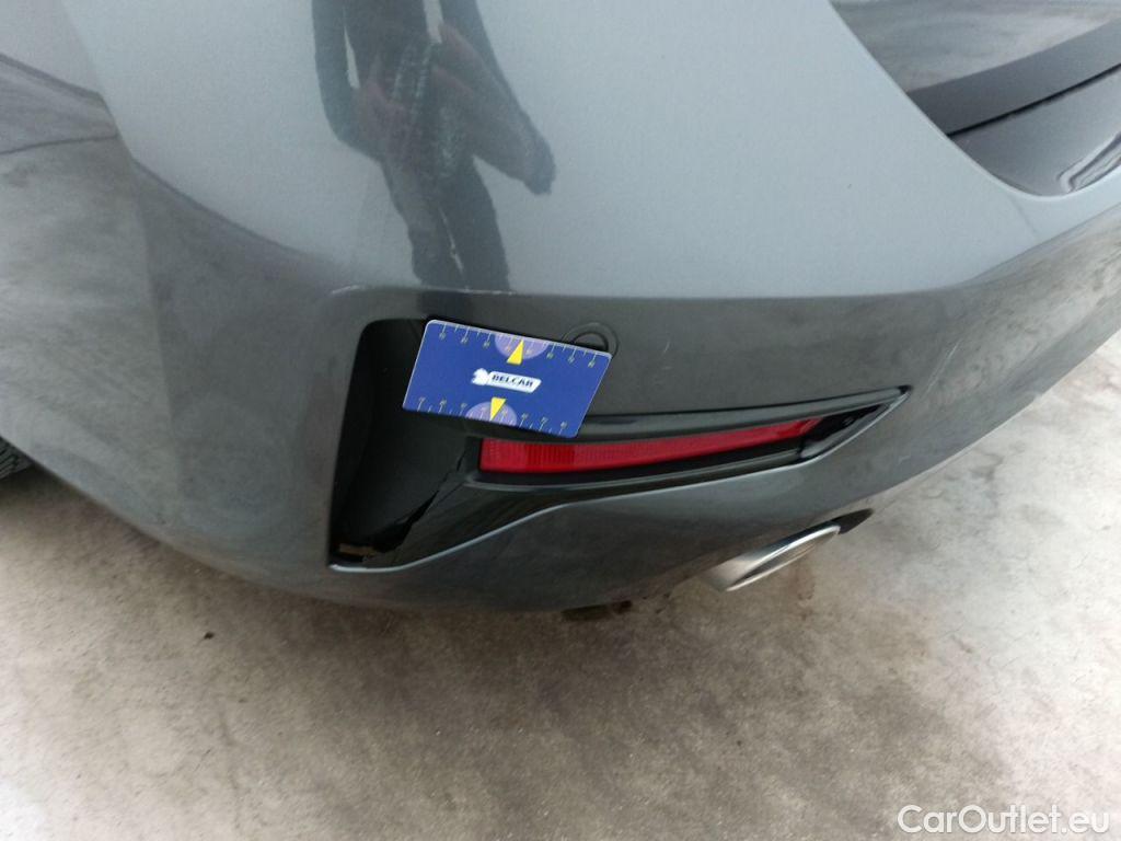 Bmw  Serie 3 BMW 3 Reeks Touring 318dA (100 kW) 5d #69