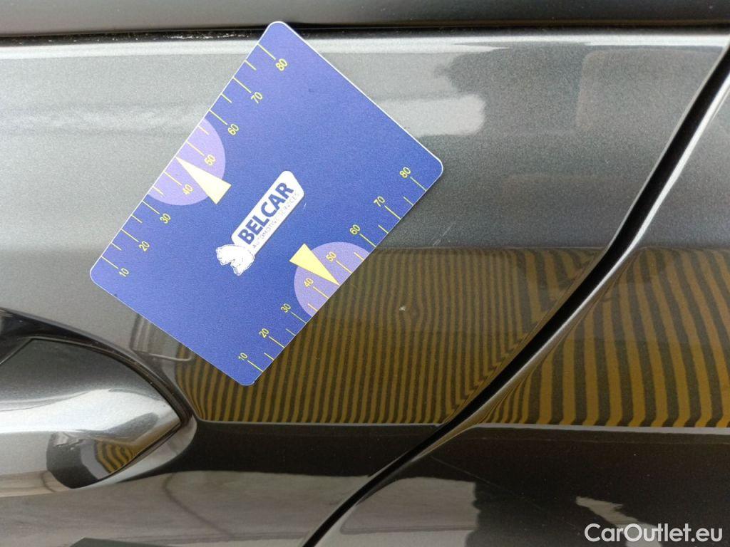 Bmw  Serie 3 BMW 3 Reeks Touring 318dA (100 kW) 5d #44