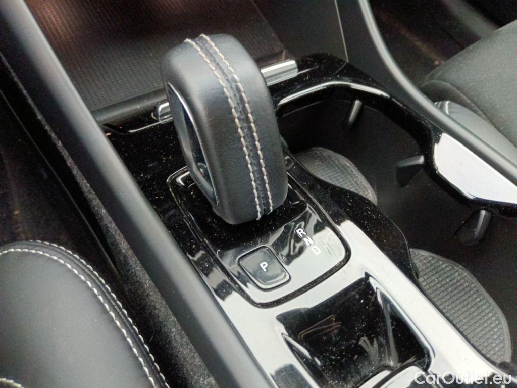 Volvo  XC 40 VOLVO XC40 1.5 T4 129 PHEV R-Design 5d #23