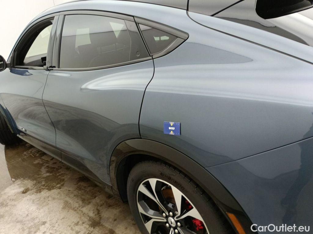 Ford  Mustang Ford  Mach-E 99kWh 248kW Extended Range AWD 5d #59