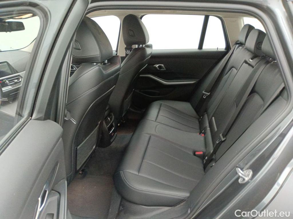 Bmw  Serie 3 BMW 3 Reeks Touring 318dA (100 kW) 5d #10